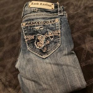 Rock revival jeans 🥰🔥